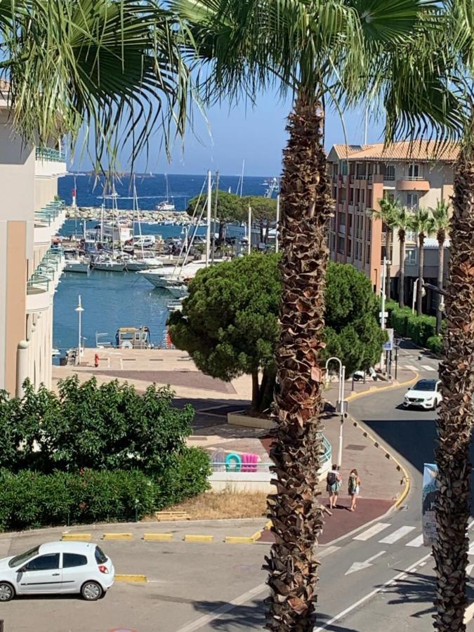 Port Frejus - Le Romanee - Appartement Vue Mer - 2 Chambres Exteriör bild